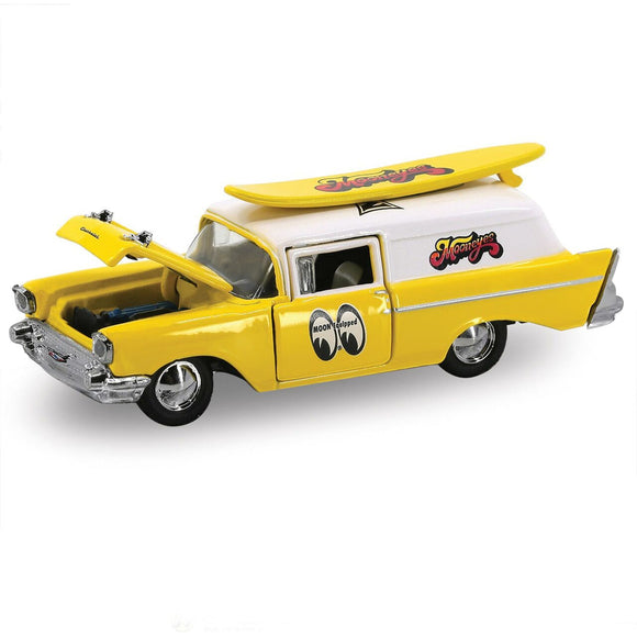 1/64 M2 MACHINE MOONEYES 1957 CHEVY SEDAN DELIVERY WITH SURFBOARD NEW ON CARD
