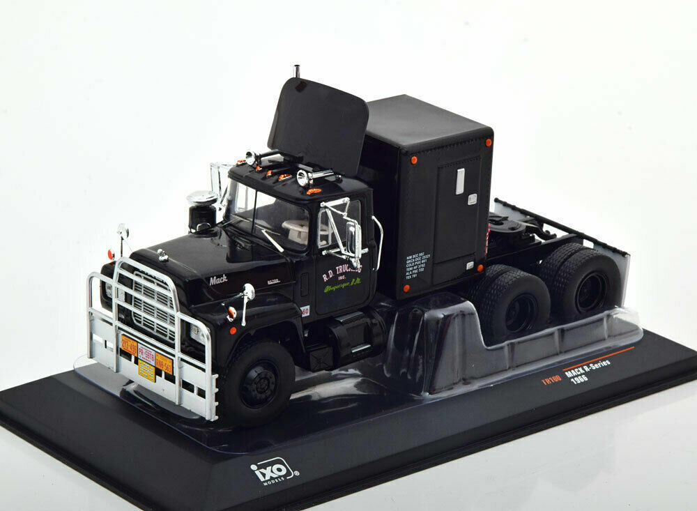 Review: Ertl's 1/64 Rubber Duck truck from the movie Convoy 