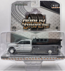 GREENLIGHT 2018 RAM 3500 DUALLY LANDSCAPER DUMP TRUCK BRIGHT SILVER METALLIC NEW ON CARD