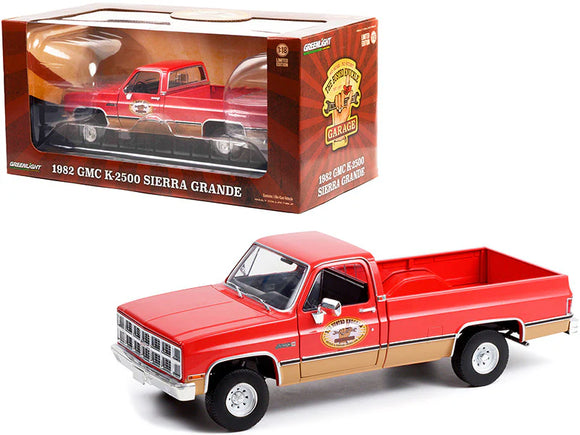 1/18 Greenlight The Busted Knuckle Garage 1982 Gmc K-2500 Sierra Grande Red New In Display Box