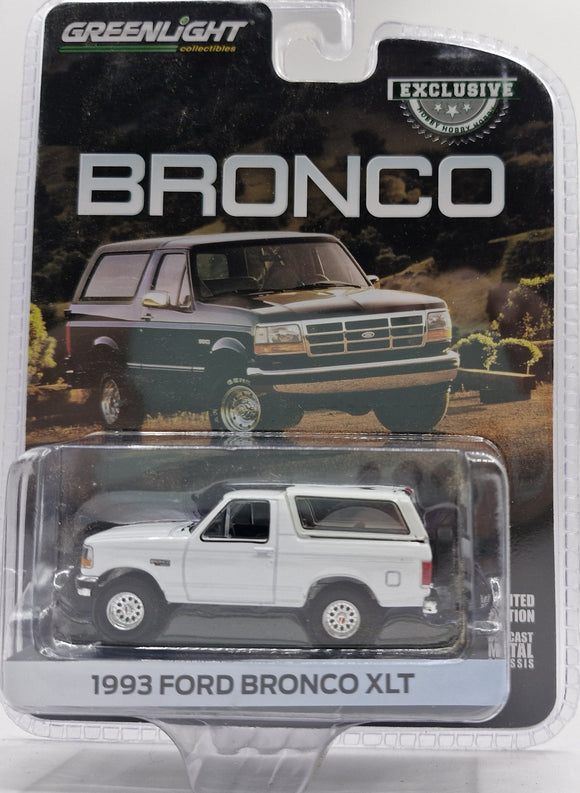 1/64 GREENLIGHT 1993 FORD BRONCO XLT IN WHITE  NEW ON CARD