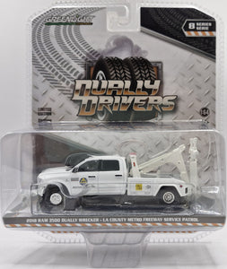 GREENLIGHT 2018 RAM 3500 DUALLY WRECKER LA COUNTY METRO FREEWAY SERVICE PATROL WHITE NEW ON CARD