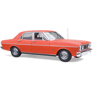 1/18 FORD FALCON XT GT IN BRAMBLES RED CLASSIC COLLECTABLES 18813