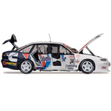 1/18 VS Commodore 1999 CALDER PARK RACE 3 WINNER VALVOLINE Race Car Classic Carlectables 18859