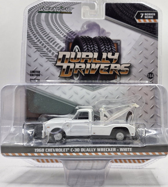 GREENLIGHT 1968 CHEVROLET C-30 DUALLY WRECKER WHITE NEW ON CARD
