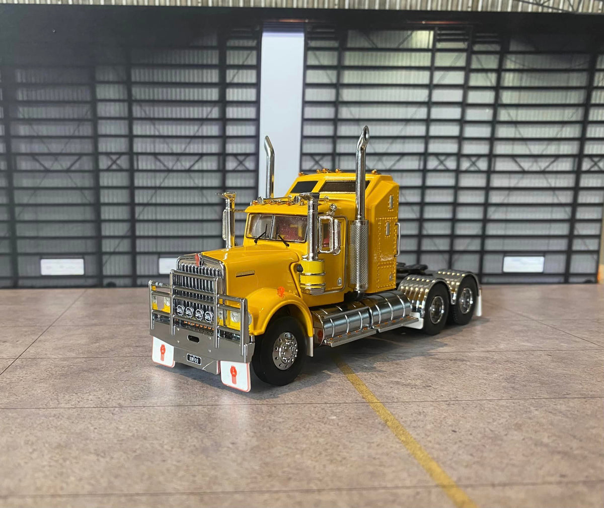 1/50 SCALE KENWORTH W900 YELLOW MADE BY ICONIC REPLICAS – TUFFTRUCKS ...