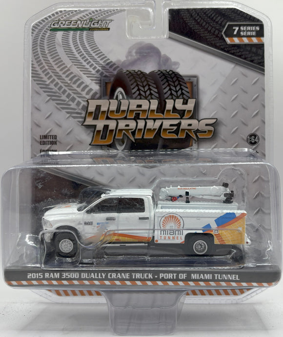 GREENLIGHT 2015 RAM 3500 DUALLY CRANE TRUCK PORT OF MIAMI TUNNEL WHITE NEW ON CARD