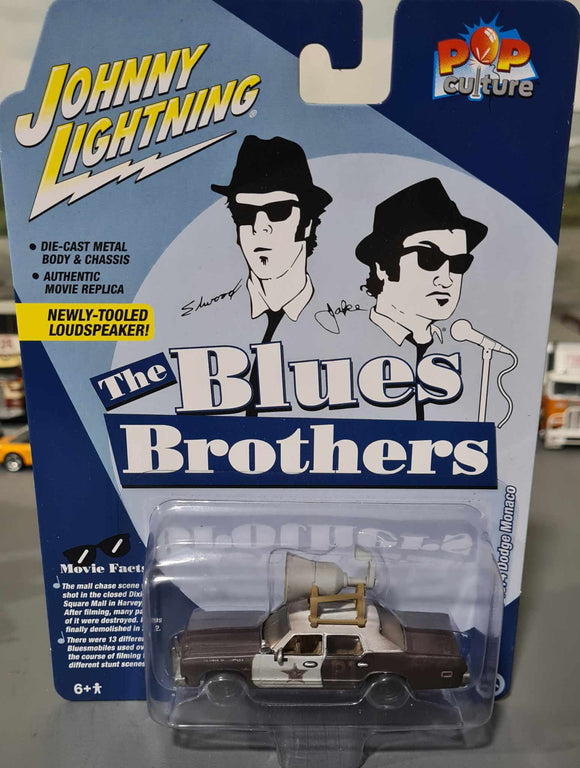 1/64 SCALE GREENLIGHT MADE BLUES BROTHERS POLICE CAR WITH SPEAKER ON ROOF NEW ON DISPLAY CARD
