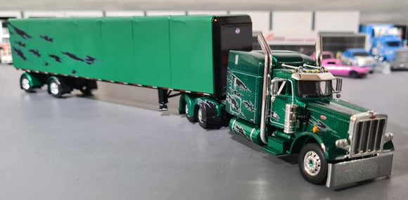 DCP / FIRST GEAR 1/64  PETERBILT 359 IN GREEN WITH MATCHING TRAILER *****60-1607