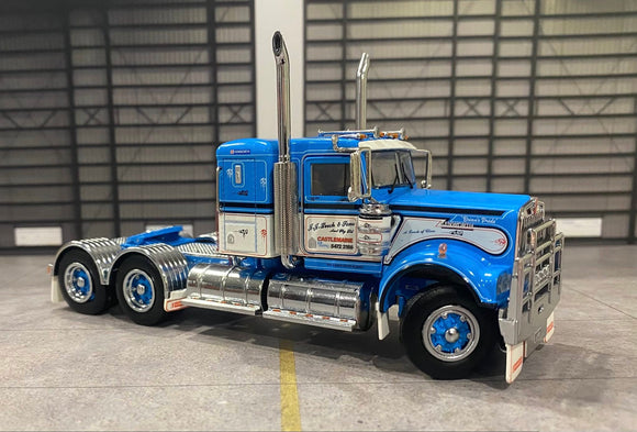 ICONIC REPLICAS 1/50 SCALE JJ LEECH W-MODEL KENWORTH W-MODEL WITH COA