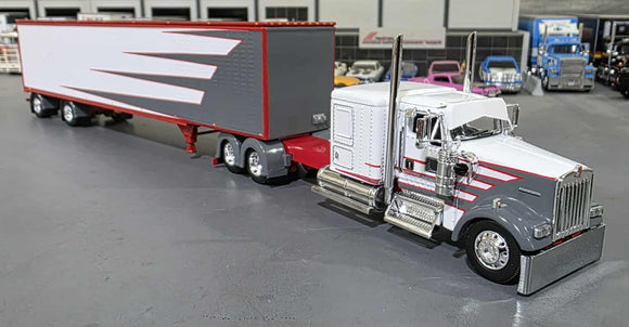 1/64 DCP / FIRST GEAR KENWORTH W900L WHITE/GREY/RED WITH DRY VAN TRAILER