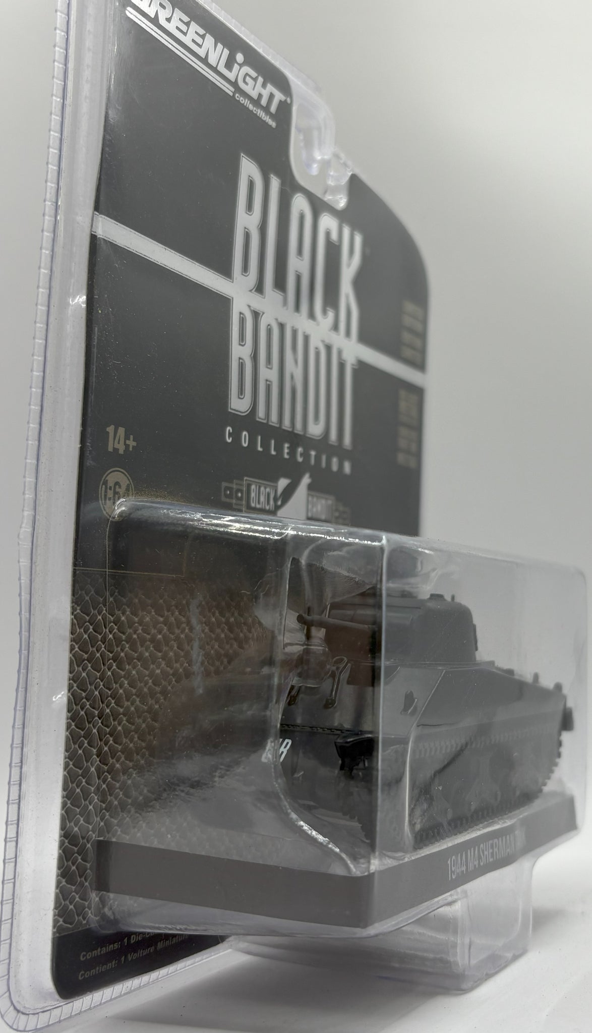 Greenlight Black Bandit Series 26- 1:64 1944 M4 Sherman Tank Model 28090 A Greenlight Black Bandit Series 26- 1:64 1944 M4 Sherman Tank Model 28090 A