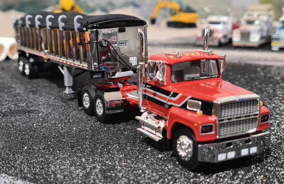 1/64 SCALE FORD LTL 9000 WITH TIPPER TRAILER NEW TOOLING 60-1799