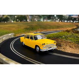 SCALEXTRIC 1/32 JAMES BOND CHECKER TAXI CAB - LIVE AND LET DIE SLOT CAR New In  Display Case C4606