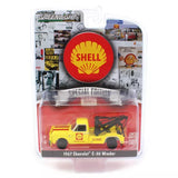 GREENLIGHT  1967 SHELL CHEVROLET C-30 TOW TRUCK / WRECKER NEW ON CARD