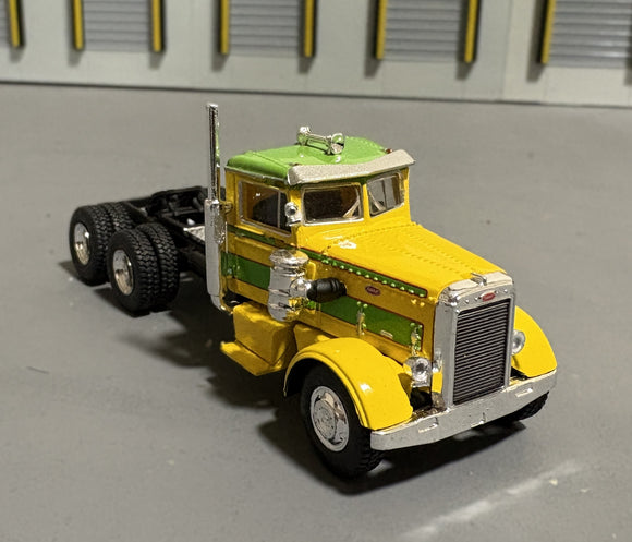 1/87 Scale Brekina Ho 1955 Peterbilt 281 Yellow And Green