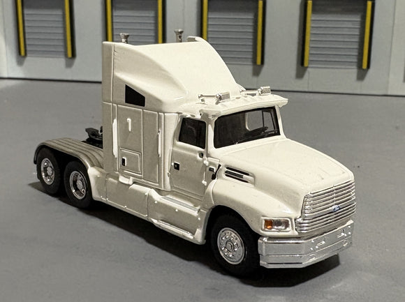 1/87 Scale Brekina Ho 1990 Ford Aeromax White