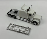 1/87 Scale Ho Kenworth W-900 Aerodyne Sleeper In White
