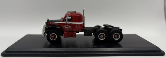 1/64 Scale Neo 1957 Mack B-61St In Red And White Rockingham