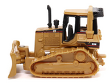 1/87 DIECAST MASTERS CAT SEMI TRACTOR WITH LOWBOY TRAILER AND CAT DIECAST MACHINES RED NEW IN BLISTER PACK