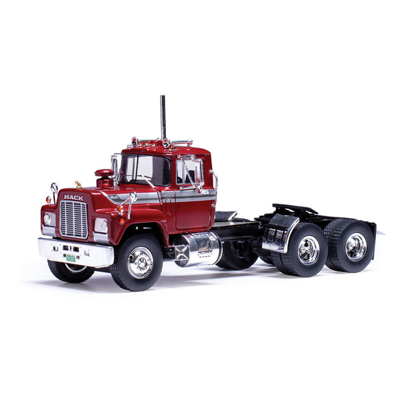 1/43 Scale IXO Mack R-SERIES IN RED Prime Mover