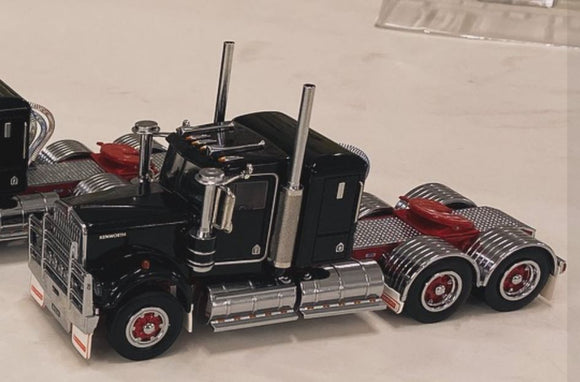 1/50 SCALE KENWORTH W900 LOWLINE SLEEPER BLACK WITH RED CHASSIS MADE BY ICONIC REPLICAS