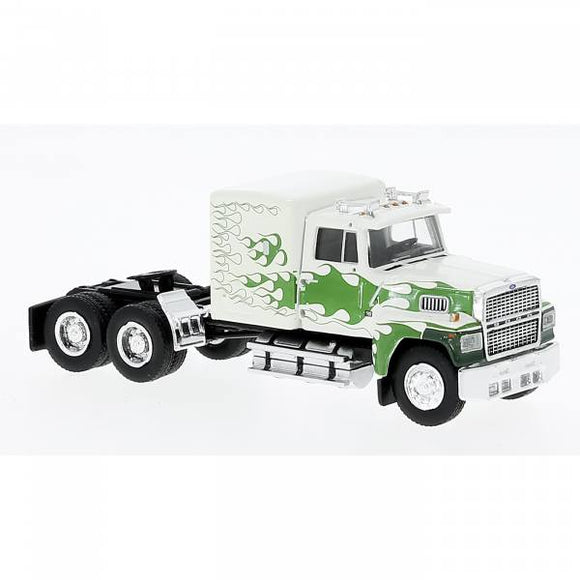 1/87 SCALE BREKINA HO FORD LTL 9000 IN WHITE WITH GREEN FLAMES BOGIE DRIVE