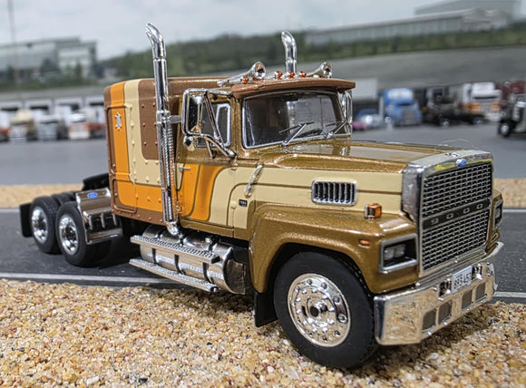 1/64 Scale Ixo Ford Ltl 9000 Prime Mover METALIC BROWN NEW IN DISPLAY BOX