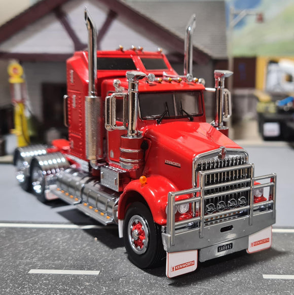 ICONIC REPLICAS 1/50 SCALE  SAR KENWORTH AERODYNE IN RED WITH CHASSIS SPIDERS