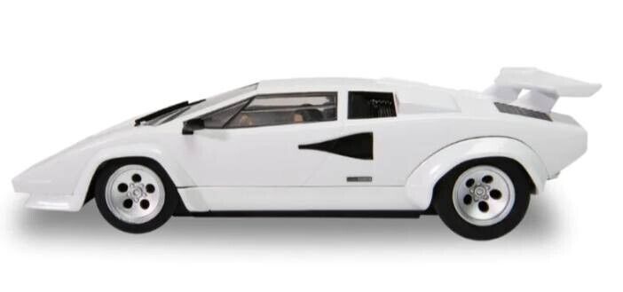 SCALEXTRIC LAMBORGHINI COUNTACH IN WHITE IN THE SCALEXTRIC DISPLAY CAS ...