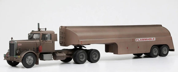 1/43 SCALE PETERBILT WITH MATCHING TRAILER FROM THE MOVIE DUEL