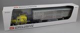 1/64 Dcp / First Gear exclusive Peterbilt 379 YELLOW WITH BLACK STRIPES With Livestock Trailer 60-2104