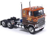 1/64 Scale Ixo Ford CL9000 Prime Mover IN BROWN AND TAN NEW IN DISPLAY BOX
