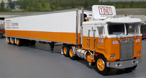 DCP / FIRST GEAR K100 KENWORTH TNT EXPRESS REFRIGERATED SERVICES WITH TRI AXLE TRAILER