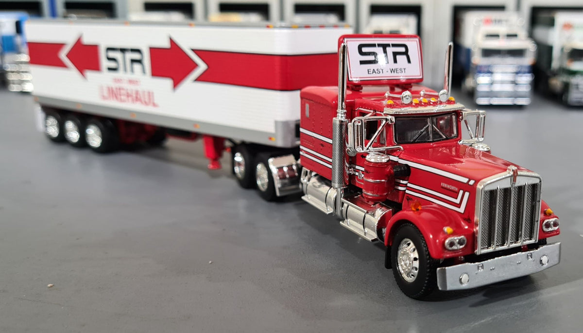 DCP / FIRST GEAR W900A KENWORTH RED STR WITH 40FT VINTAGE TRI AXLE TRA ...