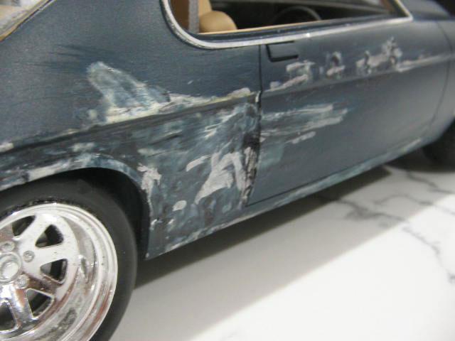 1/18 MAD MAX NIGHT RIDER HQ MONARO DAMAGED VERSION MOVIE CAR